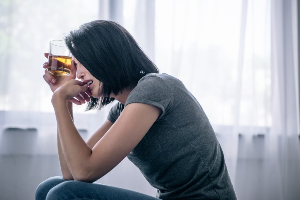 Tratamiento adicciones alcoholismo Sax 1